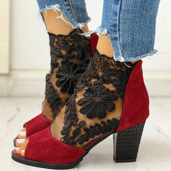 SHENGY femmes talons hauts Peep orteil dentelle fleur talon haut bride à la cheville Surface nette évider sandales