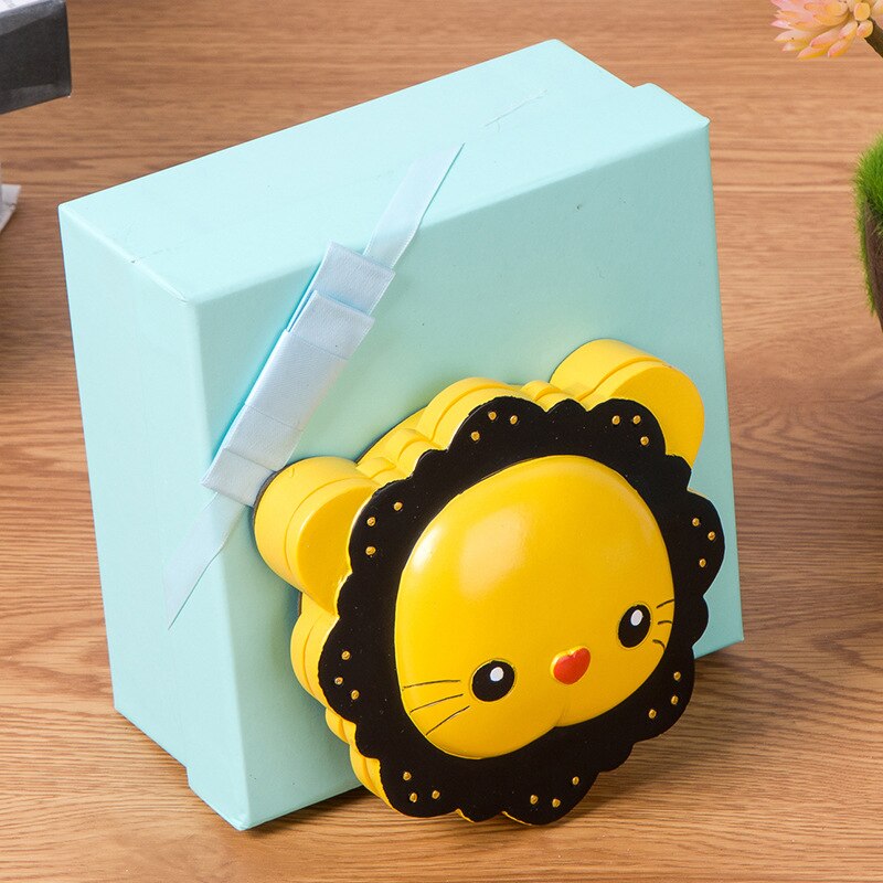 English/Spanish Wooden Baby Tooth Box Organizer Milk Teeth Storage Umbilical Lanugo Save Collect Baby Souvenirs for Boy GirlGift: Lion Tooth Box113