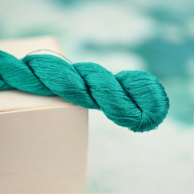 silk embroidery thread / 100% silk thread /hand embroidery embroider cross stitch/ viridity/8 gradient colors: 6