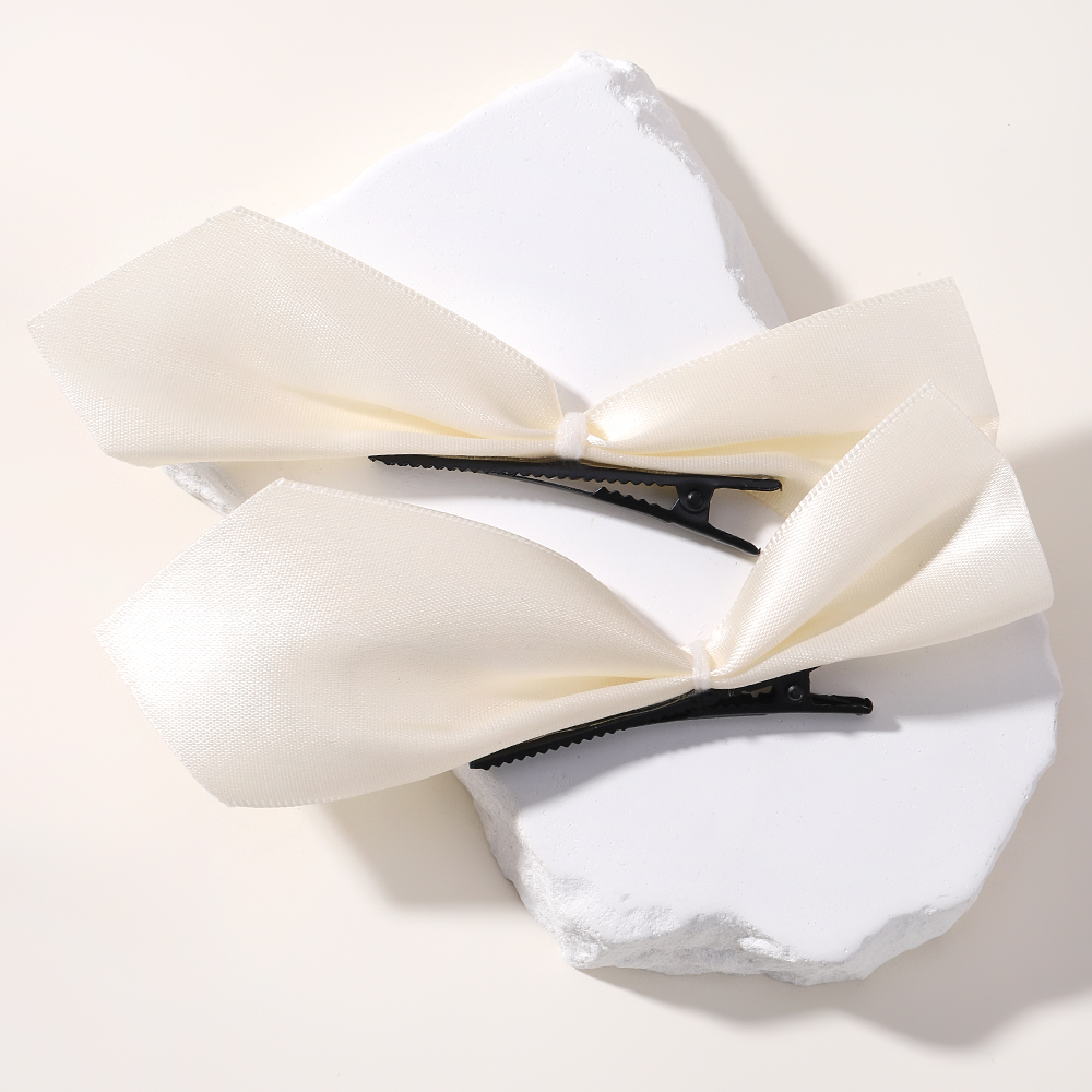 Pinza para el pelo pequeña con lazo rojo y negro para niña y mujer, pinza para el pelo con lazo de terciopelo de princesa, herramientas de peinado coreanas: Blanco