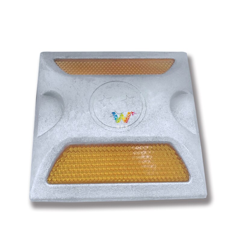 Commercial Grade Reflective yellow reflective road marker aluminum traffic safety road stud