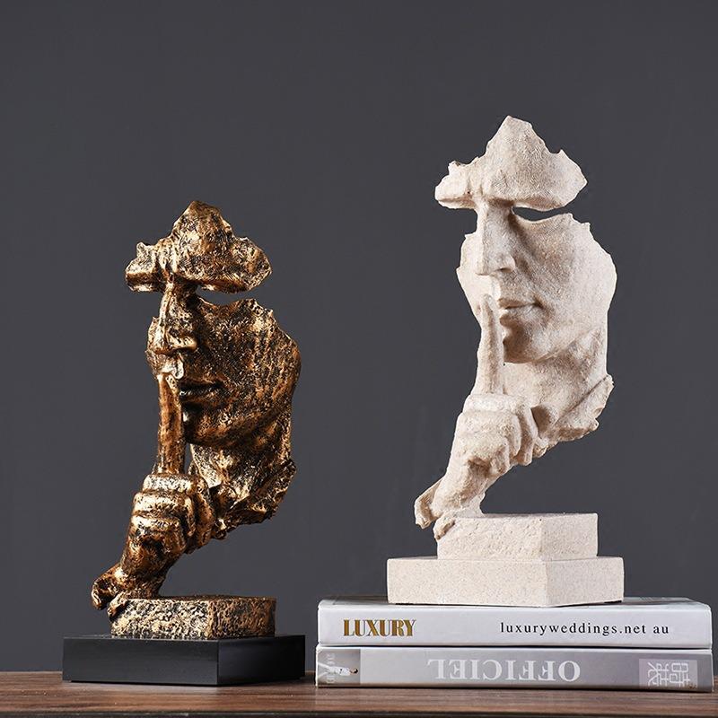 Moderne statuer abstrakte ansigter kunst stuer antikke boliginventar og dekorationer i nordeuropa