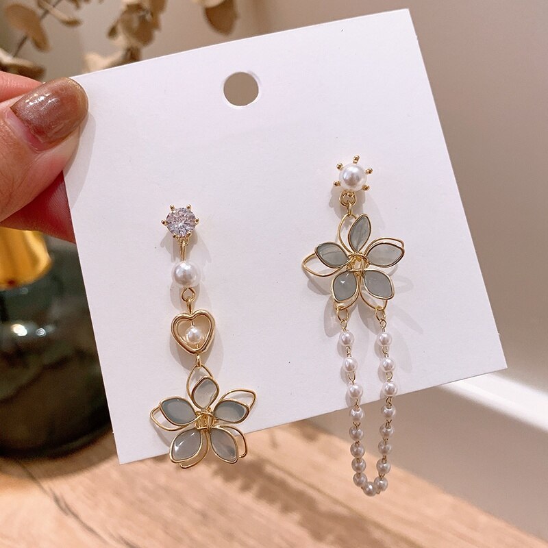 Mengjiqiao Asymmetrische Metalen Hollow Flower Dangle Oorbellen Voor Vrouwen Elegante Parel Kwastje Pendientes Jewery