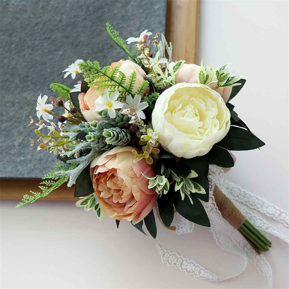 Bride holding flowers Romantic Wedding Flower Bridal Bouquet For Bride Bridesmaids Pink Champagne Bouquet De Mariage: Light Champagne Colo