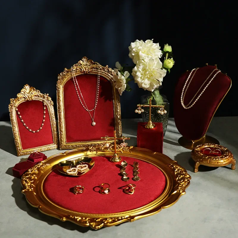 Lichte Luxe Rode Flanellen Fotolijst Ketting Stand Sieraden Shooting Rekwisieten Ring Tray Shop Sieraden Display Rack