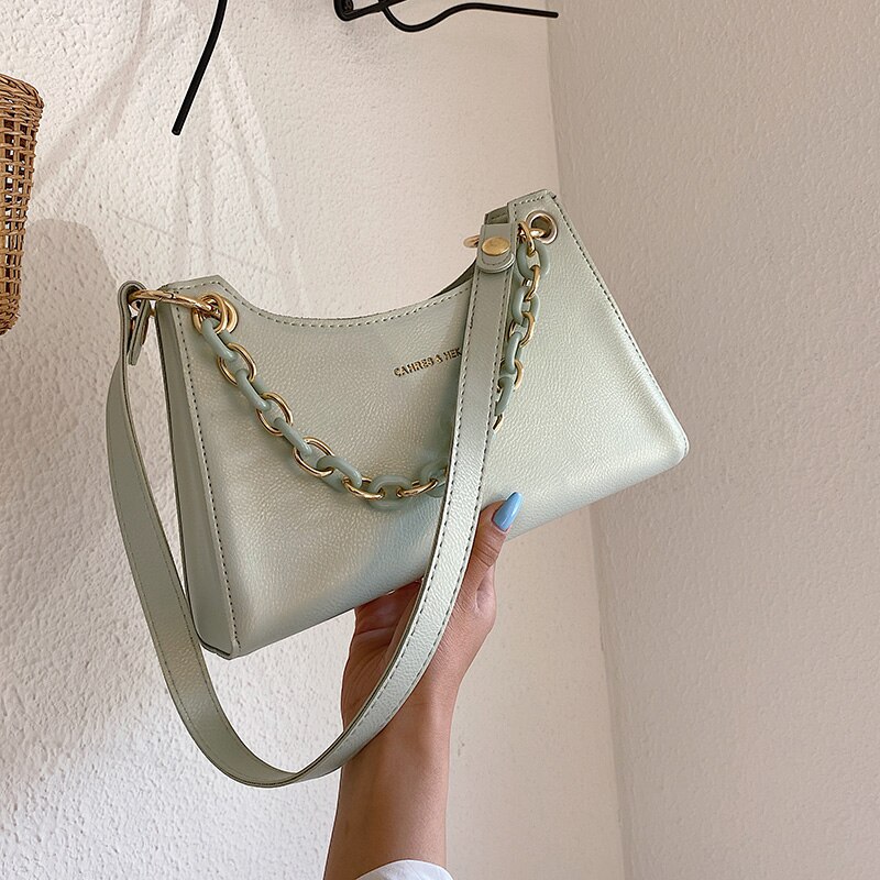 Unieke okseltas & ketting vierkante tas schoudertas breedte 28cm hoogte 17cm dikte 7cm
