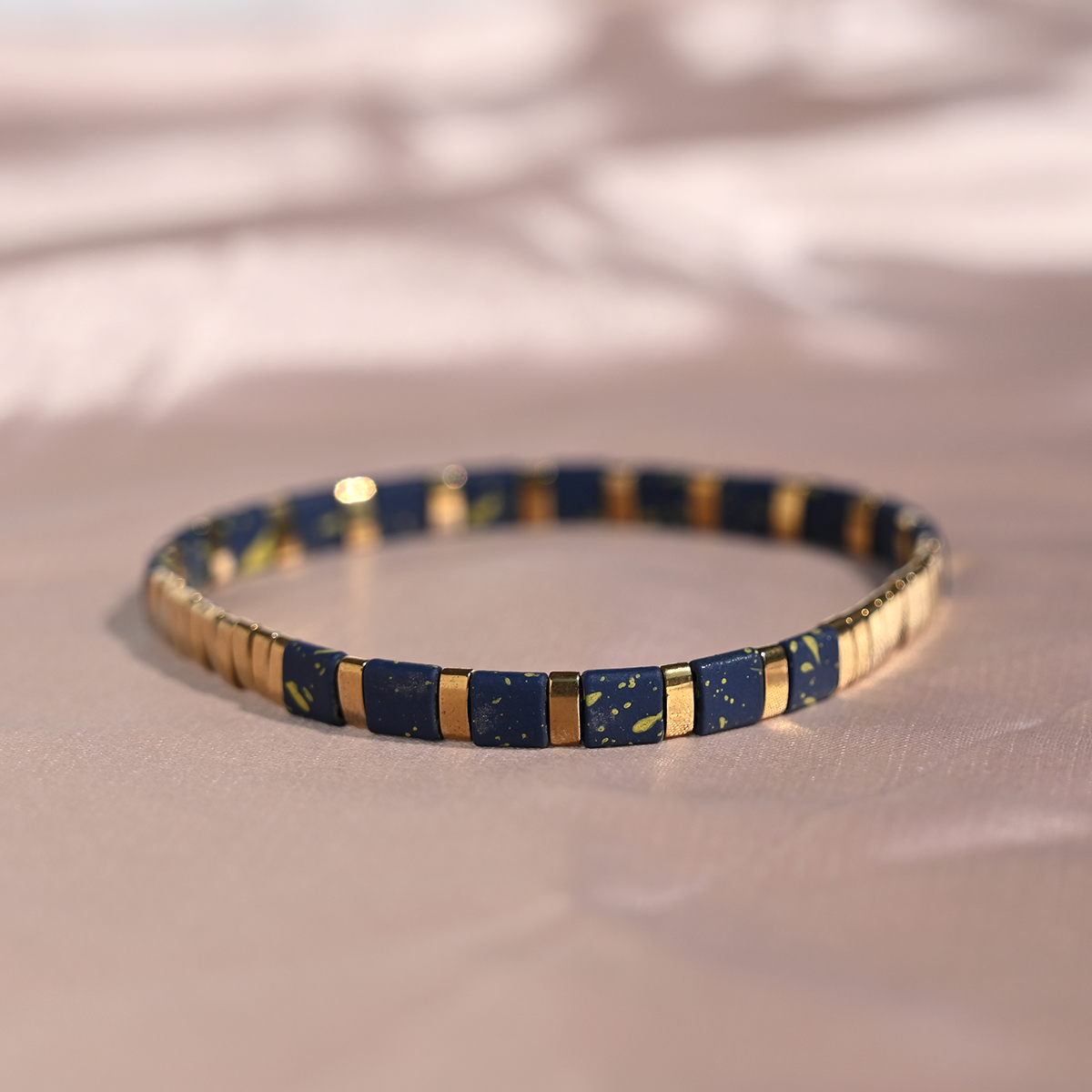 Tila contas pulseira para mulheres moda novo design hematita empilhável colorido charme pulseras femme jóias acessórios: Estampagem a quente