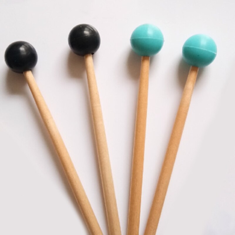 2 stuks zachte rubberen stokjes met houten handvat, geschikt voor klokkenspel, xylofoon en andere muziekinstrumenten zoals de glockenspiel, xylofoon en klokkenspel.