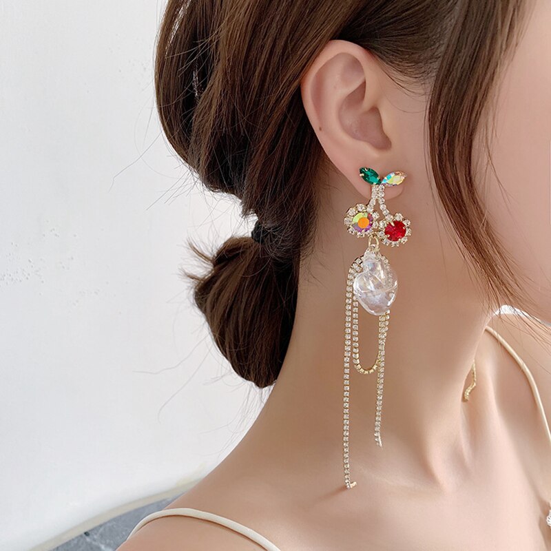 MENGJIQIAO coreano de lujo Bling Corazón de cristal largo borla de diamantes de imitación Pendientes de gota para las mujeres elegantes Pendientes de joyería