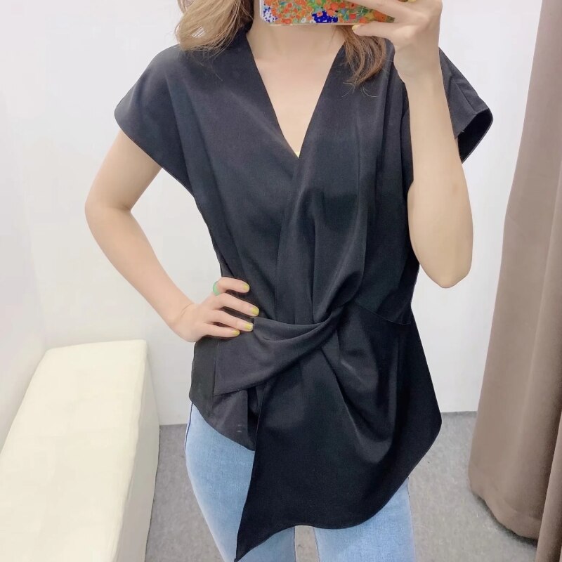 Novedad de , blusa de mujer a la con escote en v en color blanco y negro, blusa en la parte delantera, camisas irregulares de oficina para mujer, blusas elegantes simples LS6701