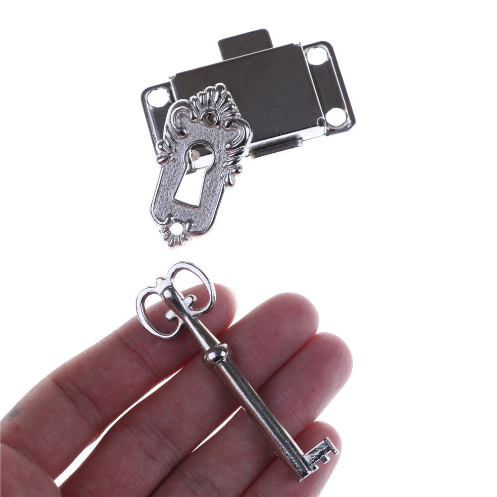 1Set Durable portable Vintage Antique Style Iron Lock + Key for Drawer Cabinet Wardrobe Cupboard Door Accessories