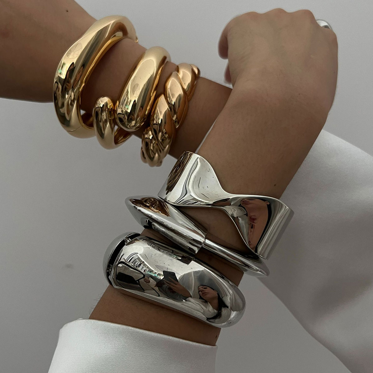 KMVEXO Punk grueso gota de agua brazaletes geométricos para mujeres pulseras de primavera abierta suave brazalete hombres joyería de