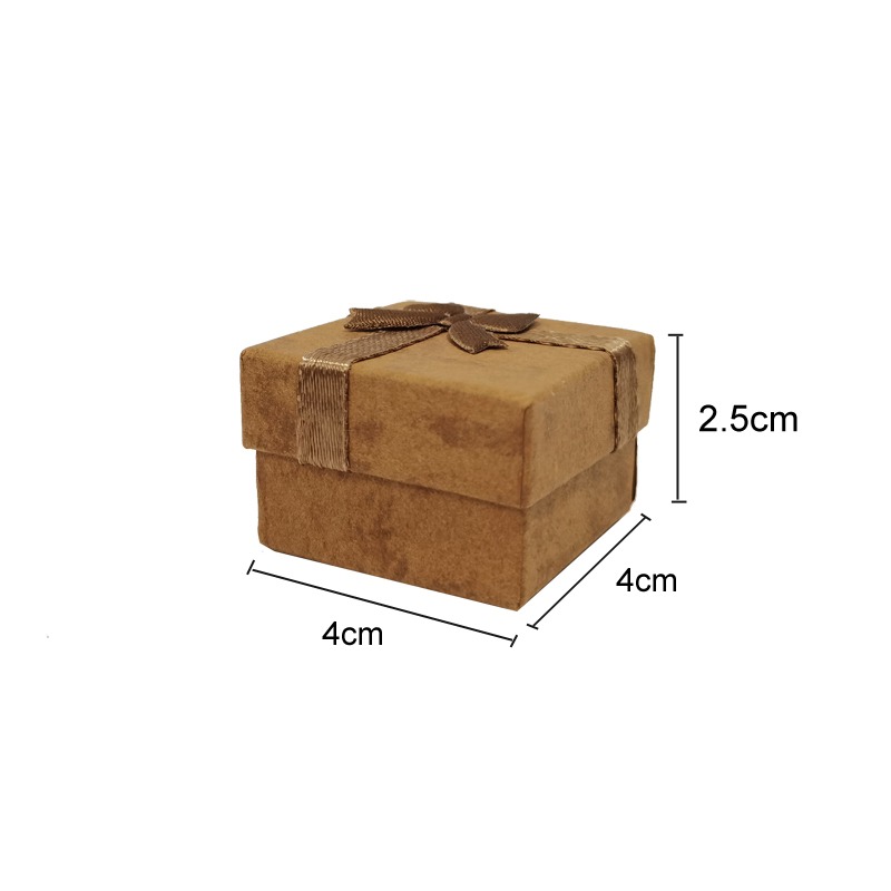 24 st smyckesaskar med band, flerfärgade ringar, örhängen, hängen, ask 4 x 4 x 3cm displayförpackning: Lila