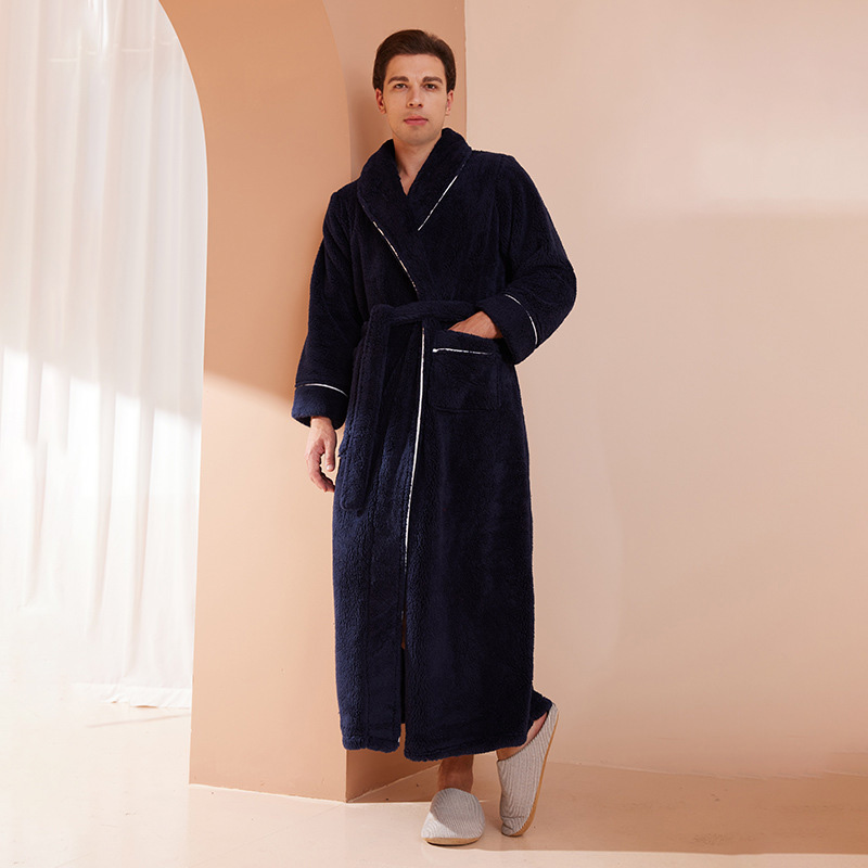 Vrouwelijke Herfst en Winter Warm Lange Flanel Dikke Paar Bad Badjassen Mannen Vrouwen Pyjama Douche Gewaad Badhanddoeken Voor Volwassenen