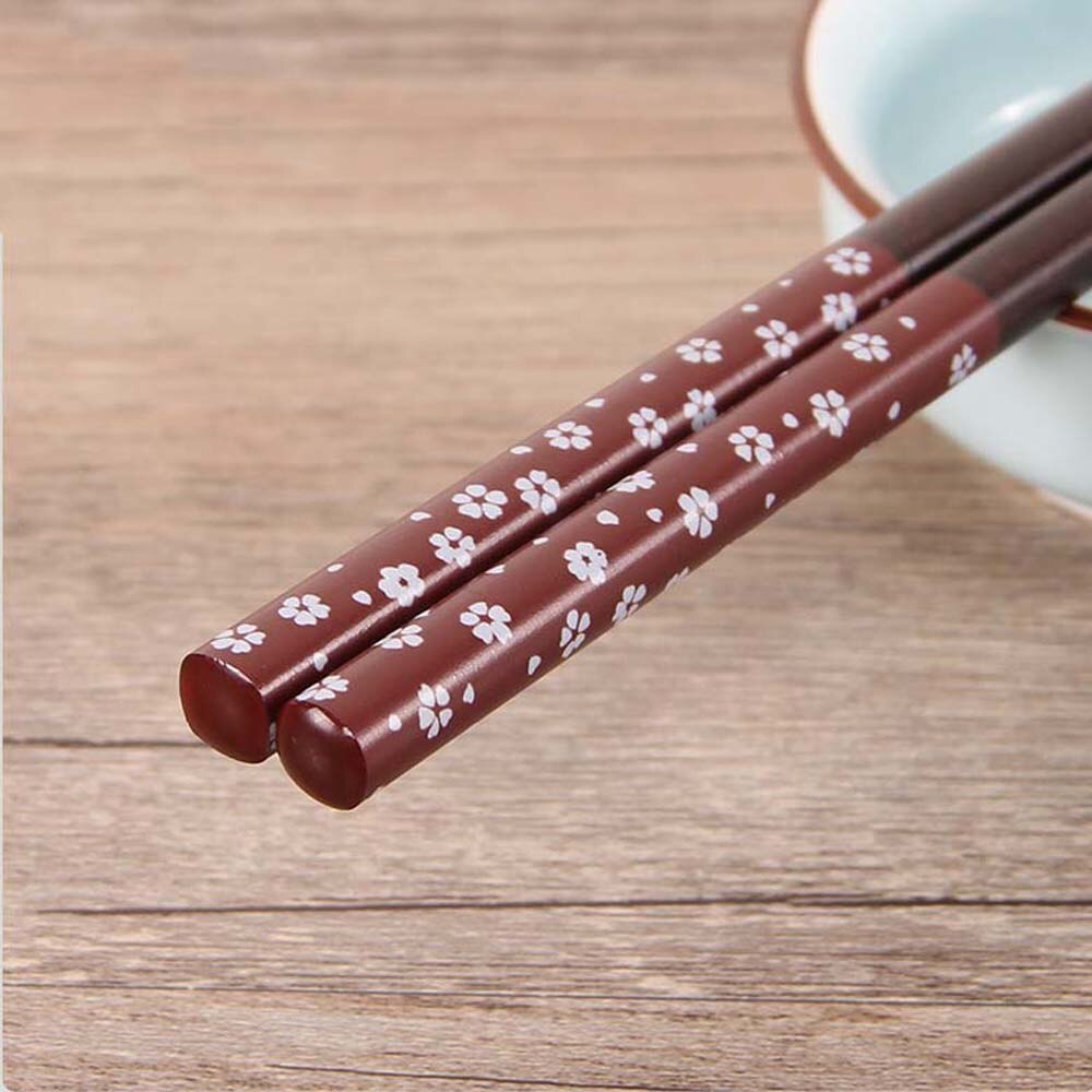 1 Pair Japanese Style Natural Wooden Chopsticks For Pattern Chopsticks Kitchen Tool Restaurant Reusable: D