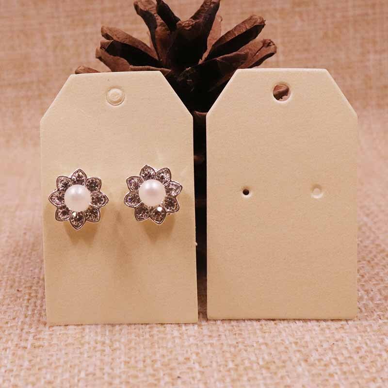 100 pcs DIY earring card30x50mm 1Pair Earring Card Cut Nice Fresh Pearl Shinning Colour: Beige / 100 cards