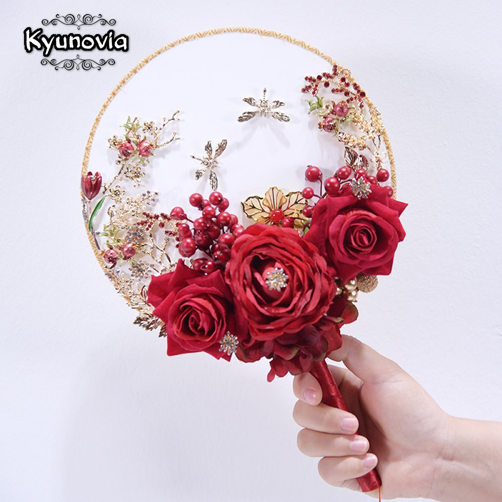 Kyunovia Unique Fan Type Wdding Flower Broach Jeweled Crystal Bridal Bouquet Red Silk Rose Wedding Boquets D26