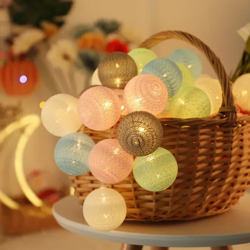 LED-Lichterkette mit Baumwollkugeln, batteriebetrieben oder USB-betriebene Feengirlande, Lichterketten, Weihnachten, , Hochzeit, Party-Dekoration