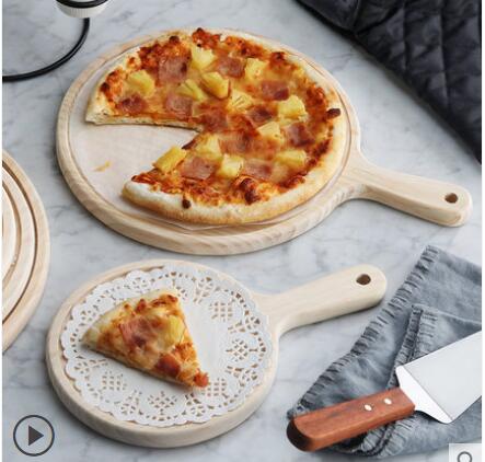Pizzaplate av tre vestlig trepallskjæringe brødbrett heltre rund pizzatallerken