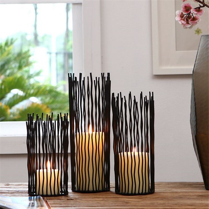 Zwarte geometrische metalen kaarsenhouder in bohemian stijl, holle kandelaar, marokkaanse romantische theelichthouder, feestdecoratie voor bruiloften