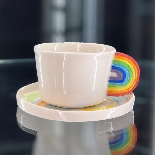 Tęczowa figura filiżanka i spodek Espresso turecka kawa kreatywne kubki białe ceramiczne naczynie na herbatę stylowe w nowym stylu śliczne piękne ręcznie