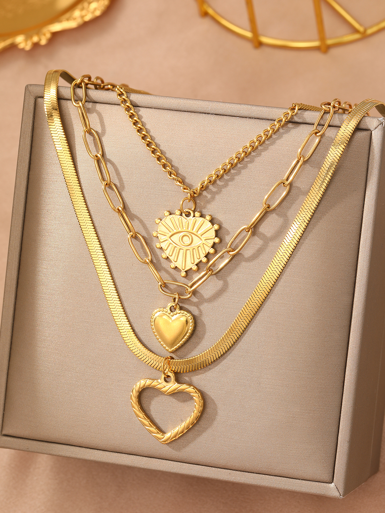 Collar de acero inoxidable con textura Noble Vintage, colgante de corazón único, cadena de varios estilos, collar fino para mujer, joyería, ropa de: Color dorado