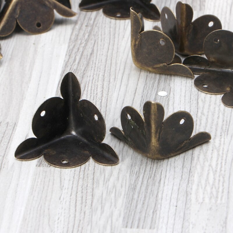 ieron 72 stuks antieke bronzen hoeken, 3 kleuren, vintage retro metalen hoekbescherming, doe-het-zelf accessoires voor meubels, kasten, houten kisten