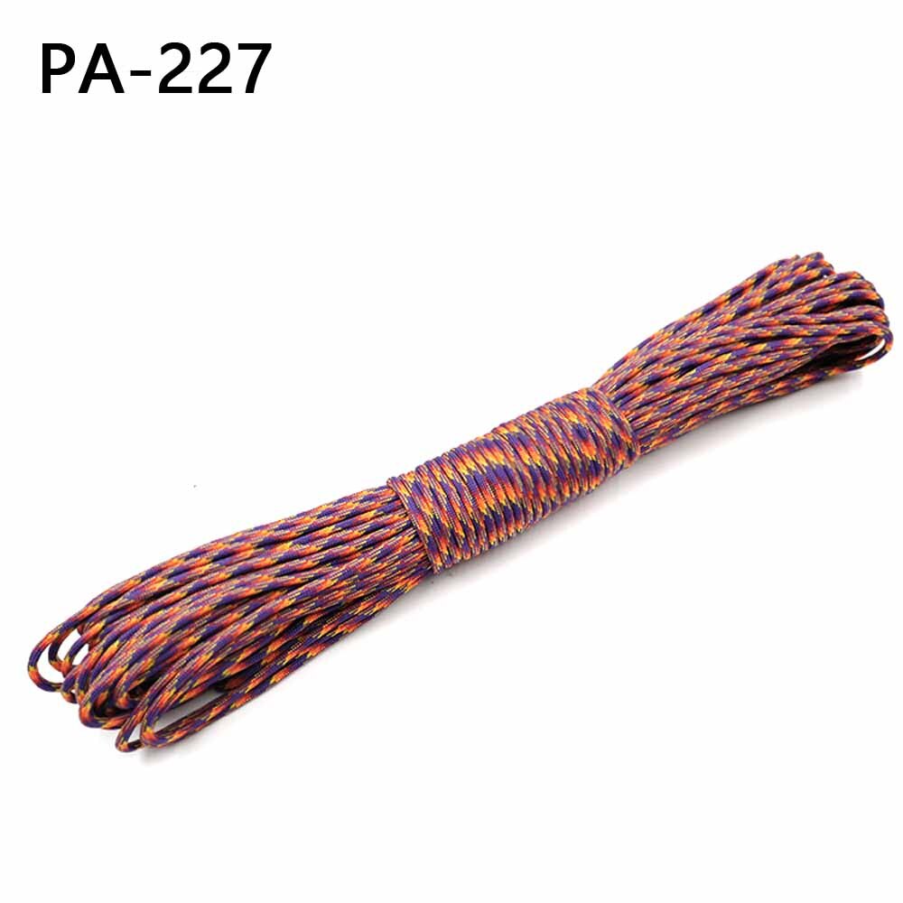 1pcs Christmas Series 550 Paracord Parachute Cord Lanyard Mil Spec Type III 7 Strand Core 100 FT Christmas: PA-227