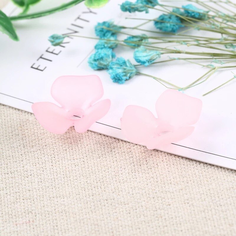 10 stuks 15 kleuren acryl 22mm blad bloemblaadjes bloem mat acryl spacers kralen voor haar bruiloft oorbellen diy maken accessoires: Roze