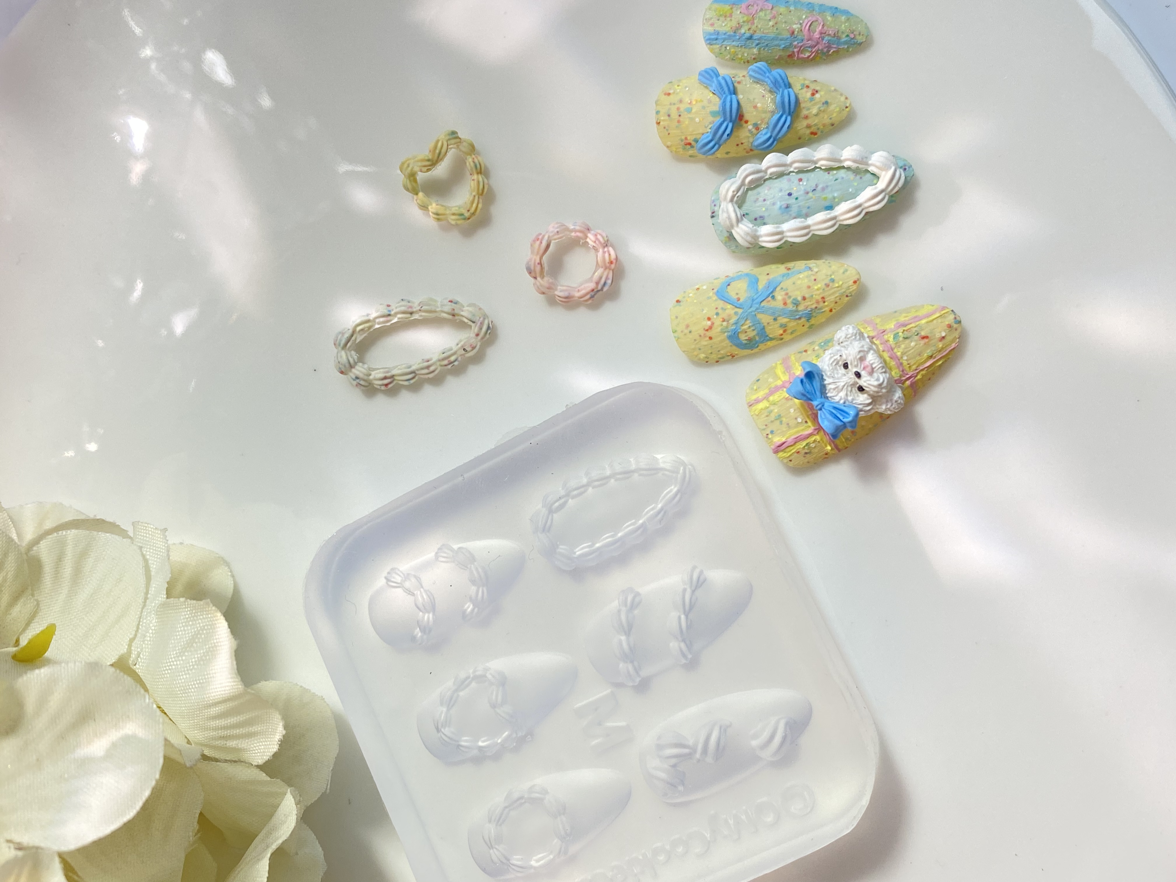 TSZS 1pc jupe mignonne dentelle sur les ongles silicone coeur arcs ruban 3D moule à ongles décorations d'art d'ongle Silicone beurre produits pour ongles: YELLOW