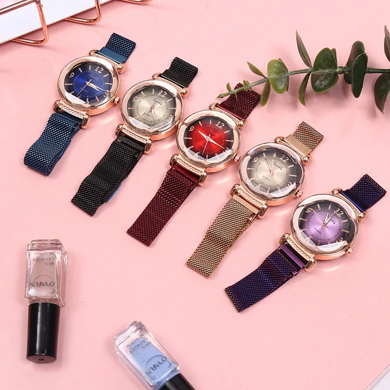 Luxe Mode Vrouwen Horloge Geometrische Romeinse Cijfer Quartz Dameshorloge Magneet Gesp Mesh Band Horloge Goud Reloj Mujer
