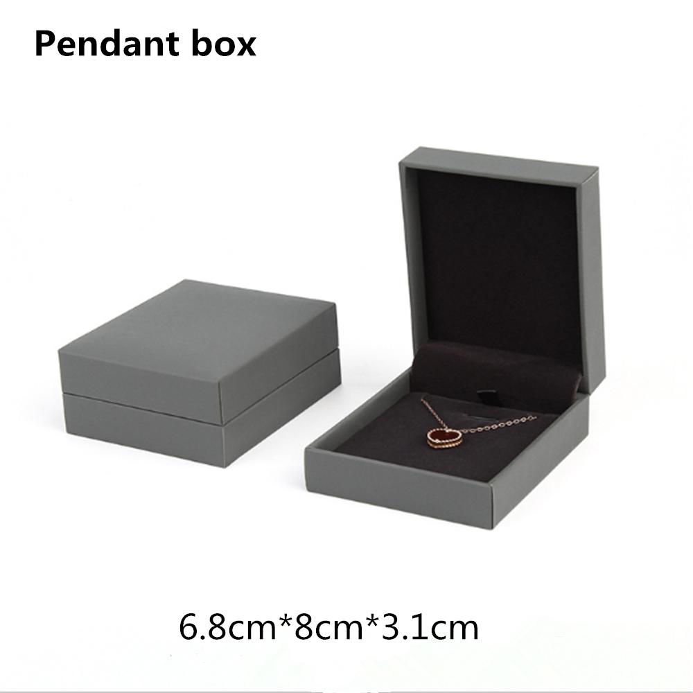 1Pcs Samt Schmuck Platz Box Frauen Hochzeit Ohrringe Ring Display Organizer Fall Elegante Schmuck Box 50x55x40mm: Pendant box