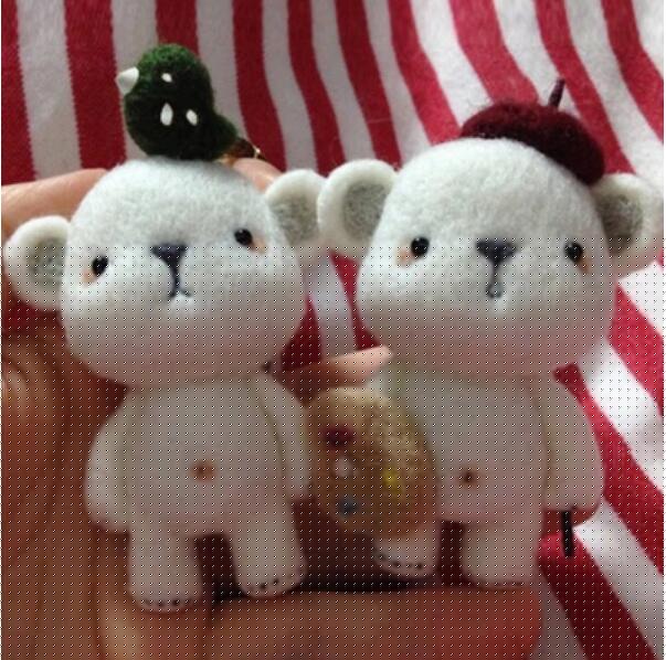Small polar bear wool felting needlepoint kit couples pendant felt needlecraft DIY craft handmade needlework with tools plus