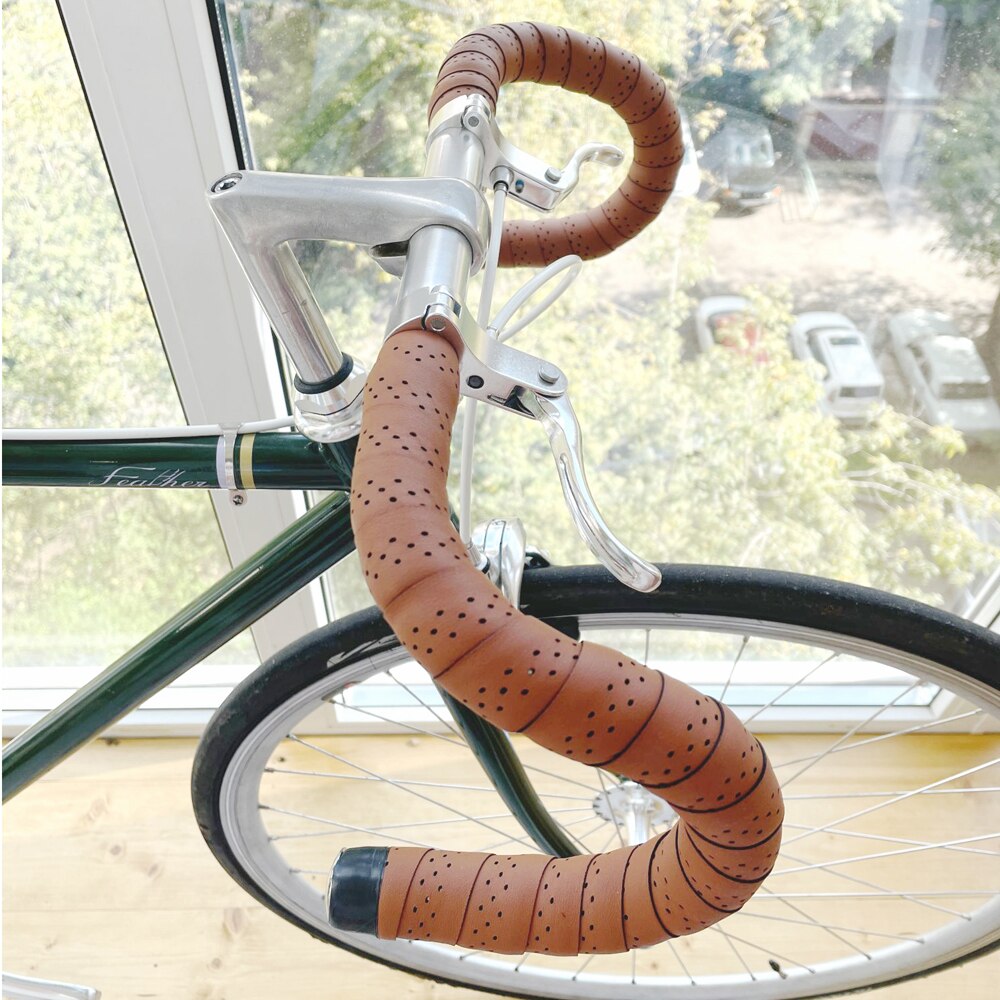 Cinta perforada de cuero PU para manillar de bicicleta, 2 rollos, transpirable, suave, engranaje fijo, accesorio de ciclismo, MICCGIN