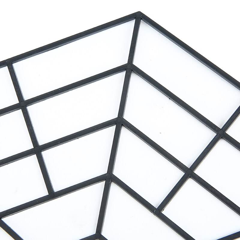 Set Plastic Floating Pond Protector Fish Guard Grid Floating Cover Net Floating Pond Guard Garden Supplies