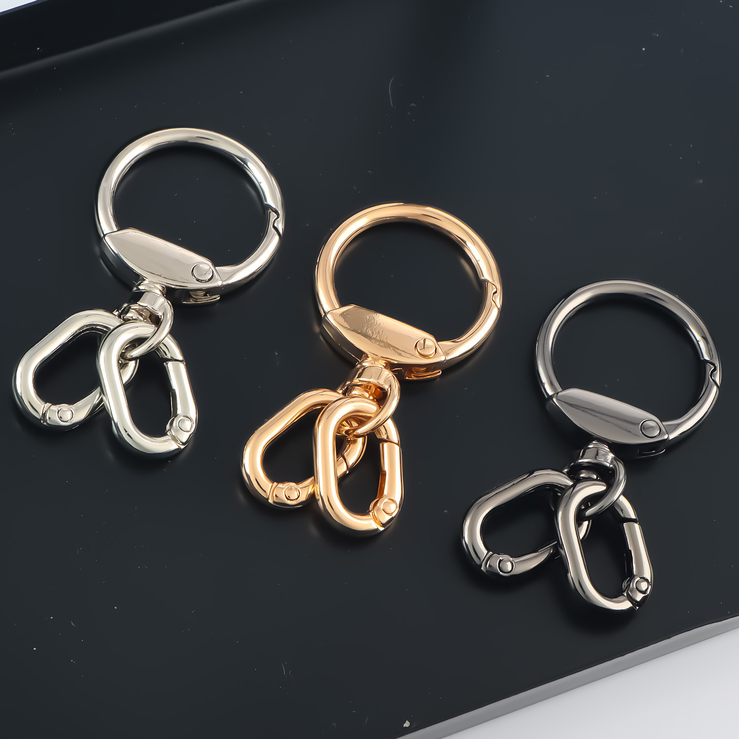2pcs Keychain Hook with Key Ring Keychain Clip Hook with Spring Ring for Lanyard Making DIY Crafts Keychains