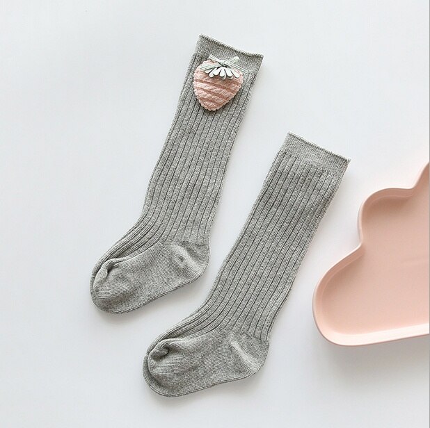 1 Pair Winter Girl Lovely Cute Cartoon Kids Baby Sports Socks Knee Girl Baby Toddler Socks Animal Flower Soft Cotton Socks 1-3 Y: gray strawberry