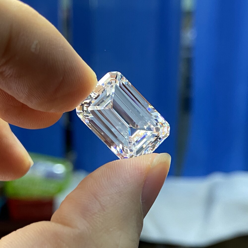 Meisidian 5A Big Size 13X19mm 32 Carat Emerald Cut Manufacturers White Loose Cubic Zirconia CZ Diamond