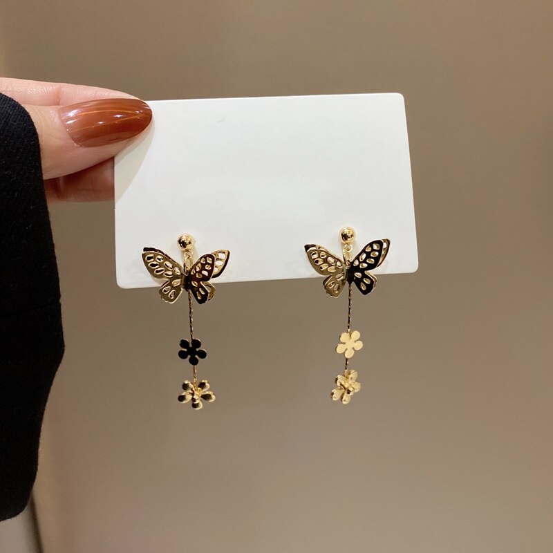 Punk Stijl Vloeibare Vlinder Stud Earring Voor Vrouw Cool Metalen Vlinder Oorbellen Y2K Esthetische Sieraden Party: ER22Y0258