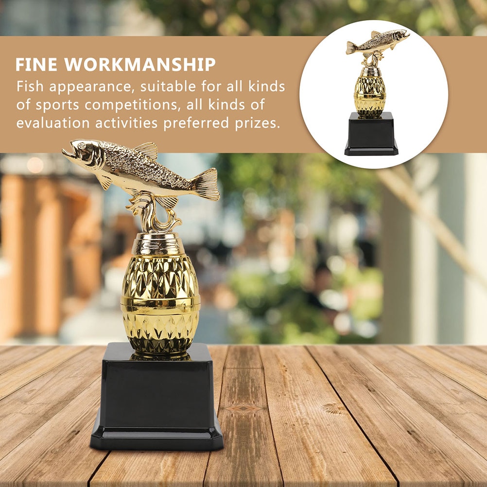 2pcs Party Trophy Chic Award Trophy Plastic Fish Reward Trophy for Competitions