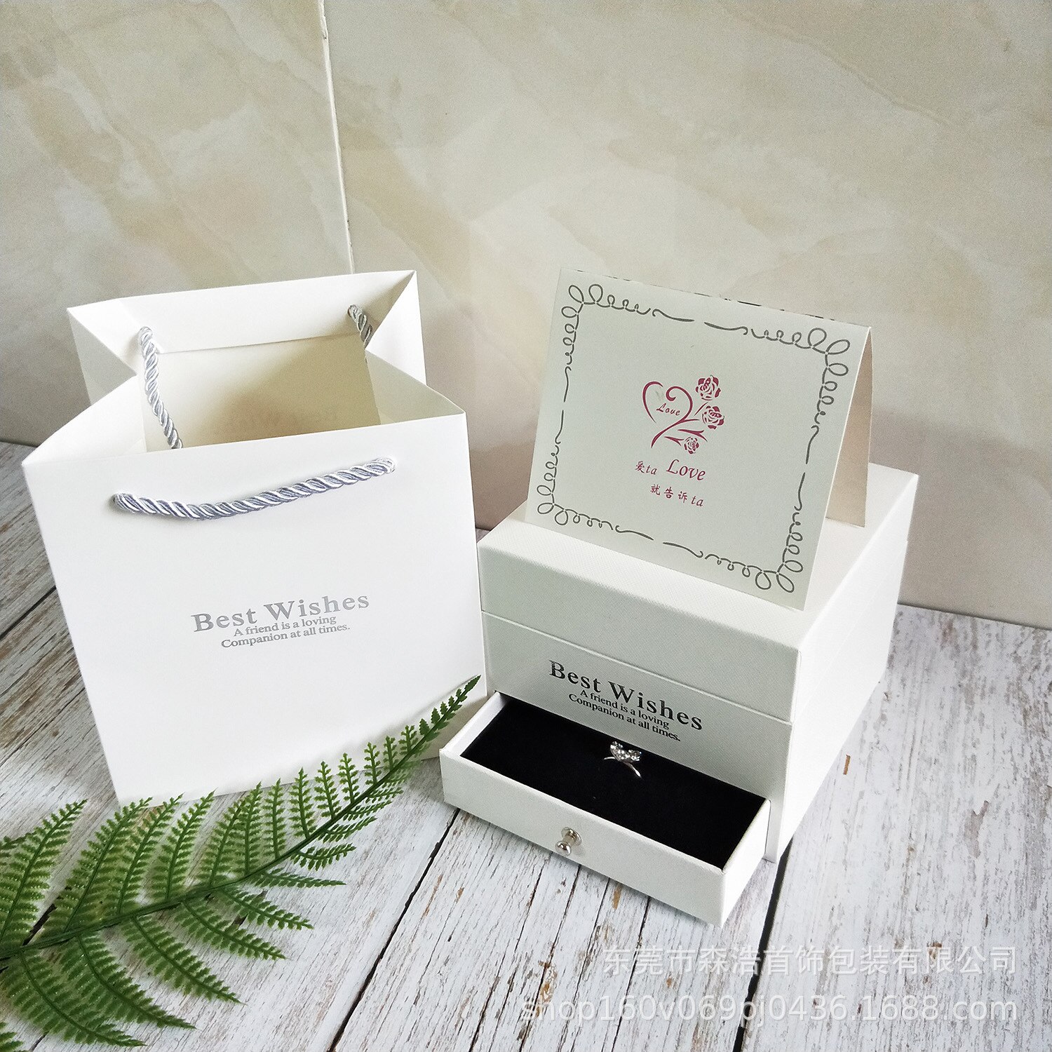 Valentine's Day Soap ROSE Box Jewelry Box Ring Necklace Box Cosmetic Lipstick Box: White Gift Box / Two Lipsticks