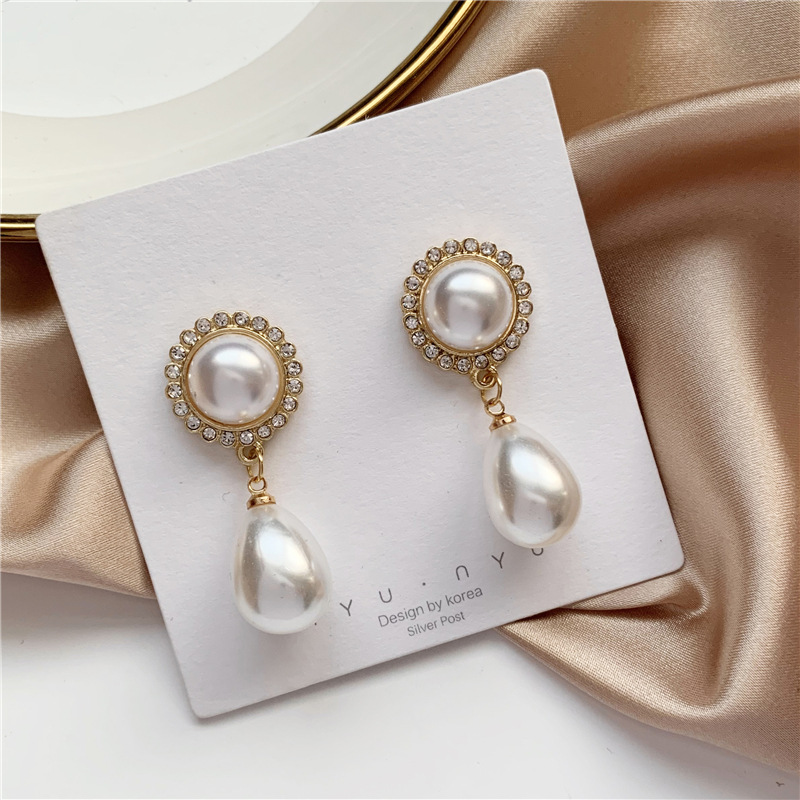 Trendy oorbellen voor dames met imitatieparels, lange oorbellen met witte ronde parels, trouwoorbellen met hanger, koreaanse sieraden oorbellen: Imitatie rhodium plated