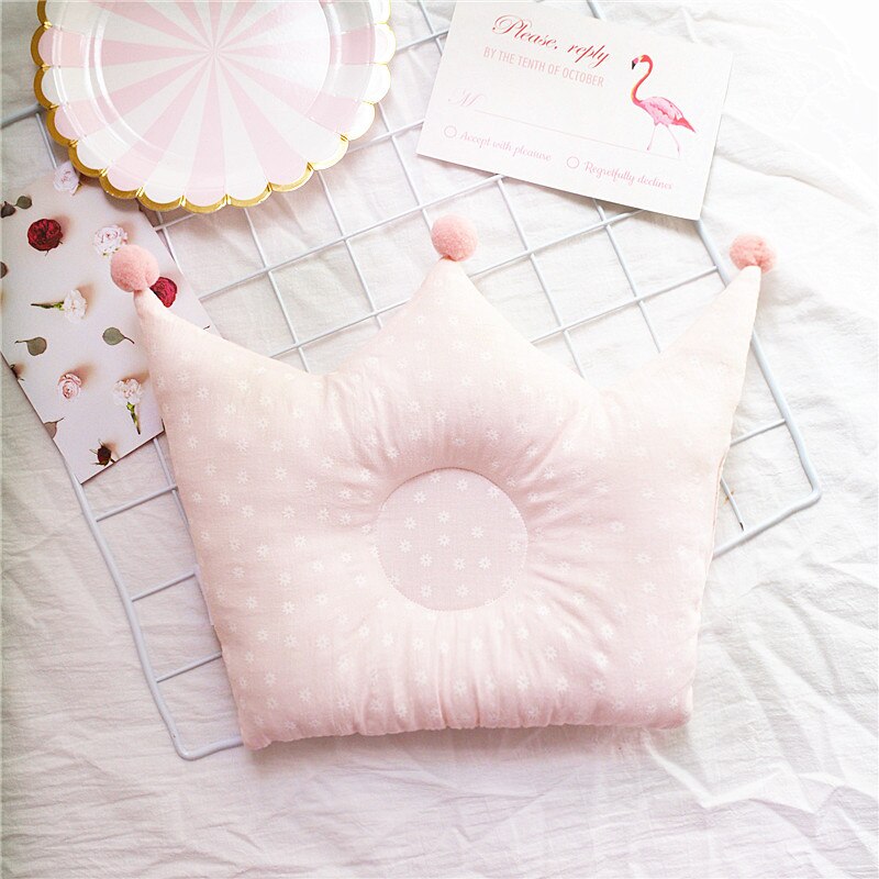 Cotton Cloud Shape Baby Sleeping Head Positioner Pillow Embroidery Newborn Stroller Pram Cushion 0-1Year: pink crown