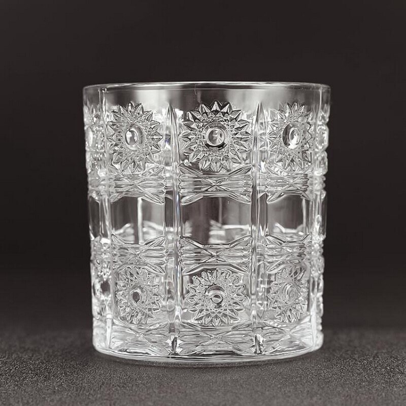 Tjeckiskt mönster klassisk whisky snidade klassiska glasgravyr bar martini cocktailglas party cocktailglas