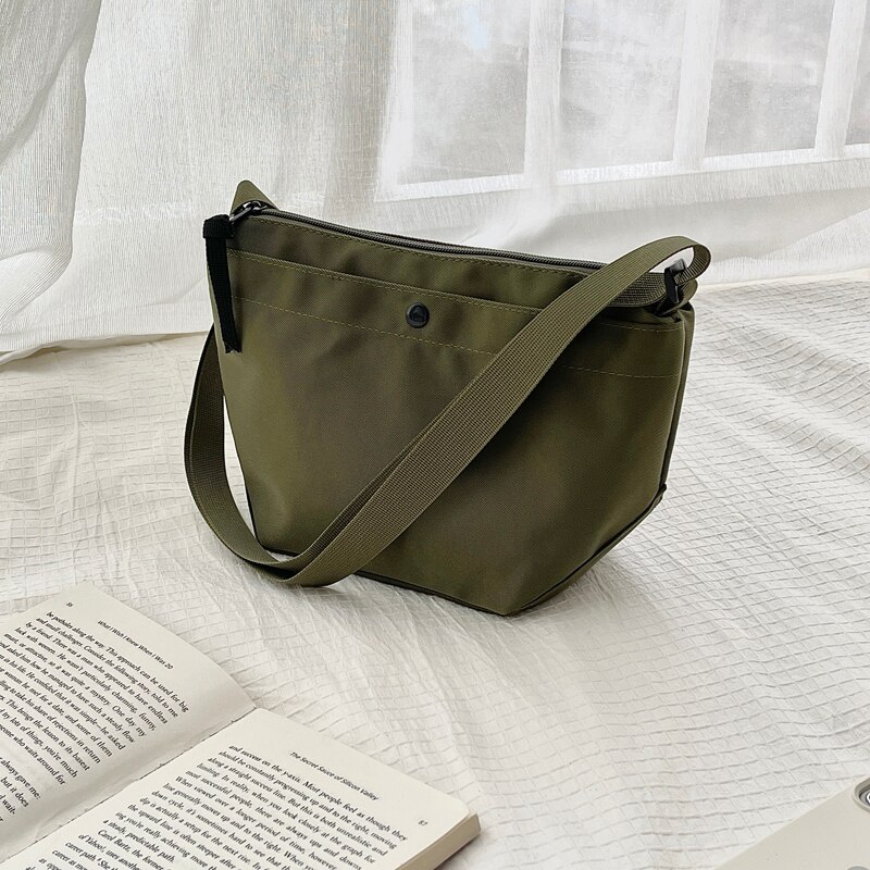 2021 nuova borsa da donna in Nylon con cerniera borsa da donna Hobo stile Preppy borsa a tracolla da spalla per giovani in stile giapponese vendita intera: Army Green