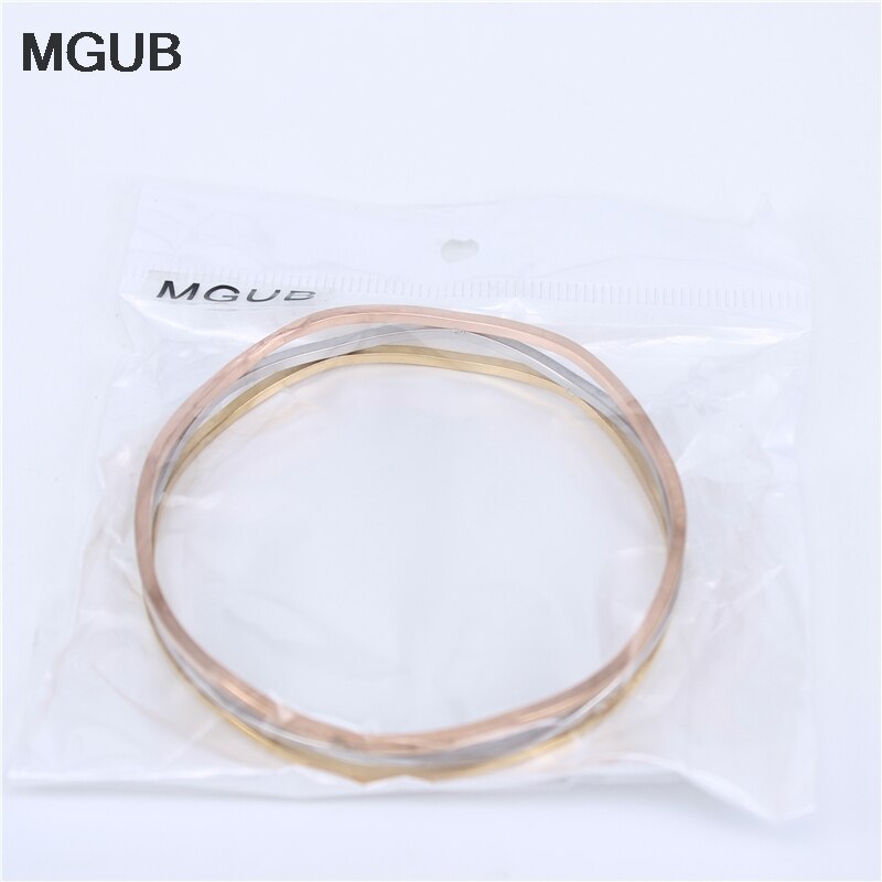 MGUB 3-color 316L stainless steel popular bracelet female smooth simple and comfortable to wear price LH351