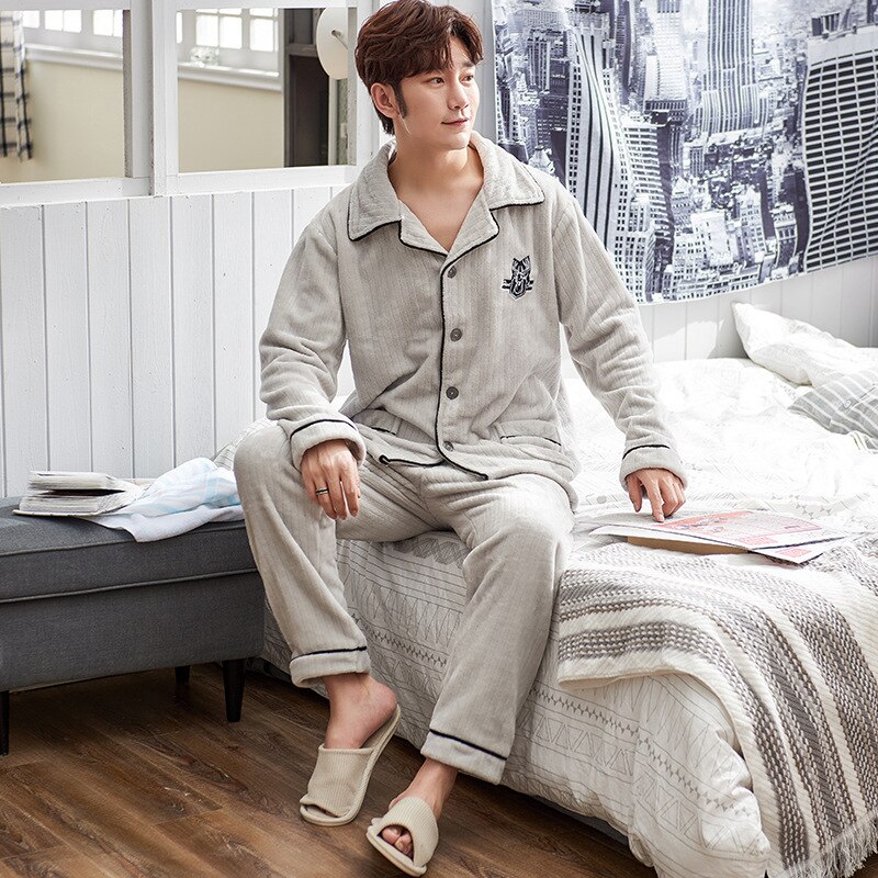 Pajamas For Men Winter Warm Coral Fleece Homewear Loose Two Piece Sets Long Sleeve Sleepwear Men Thick Flannel Fleece Pajama Set