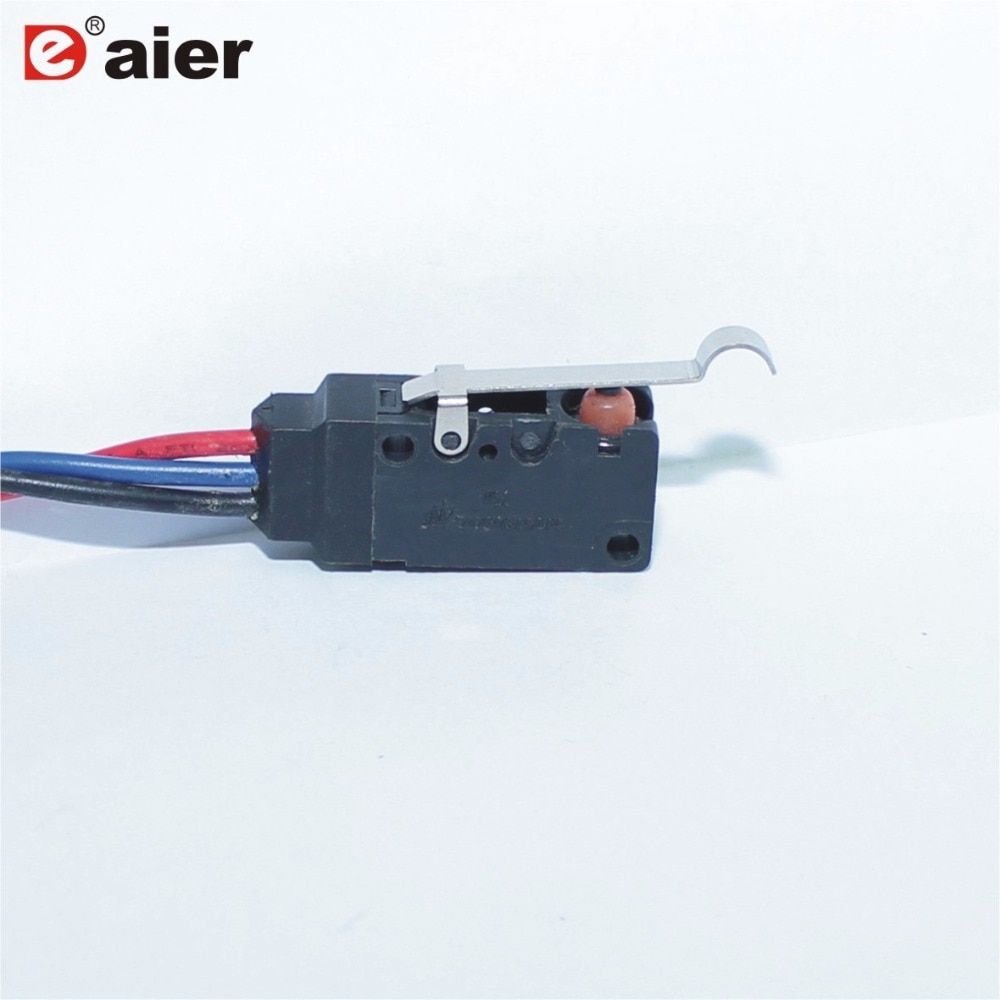1Pcs Micro Limit Switch Waterproof Microswitch Momentary Type Coventional Lever 10A 125VAC/250VAC With 200MM Wire
