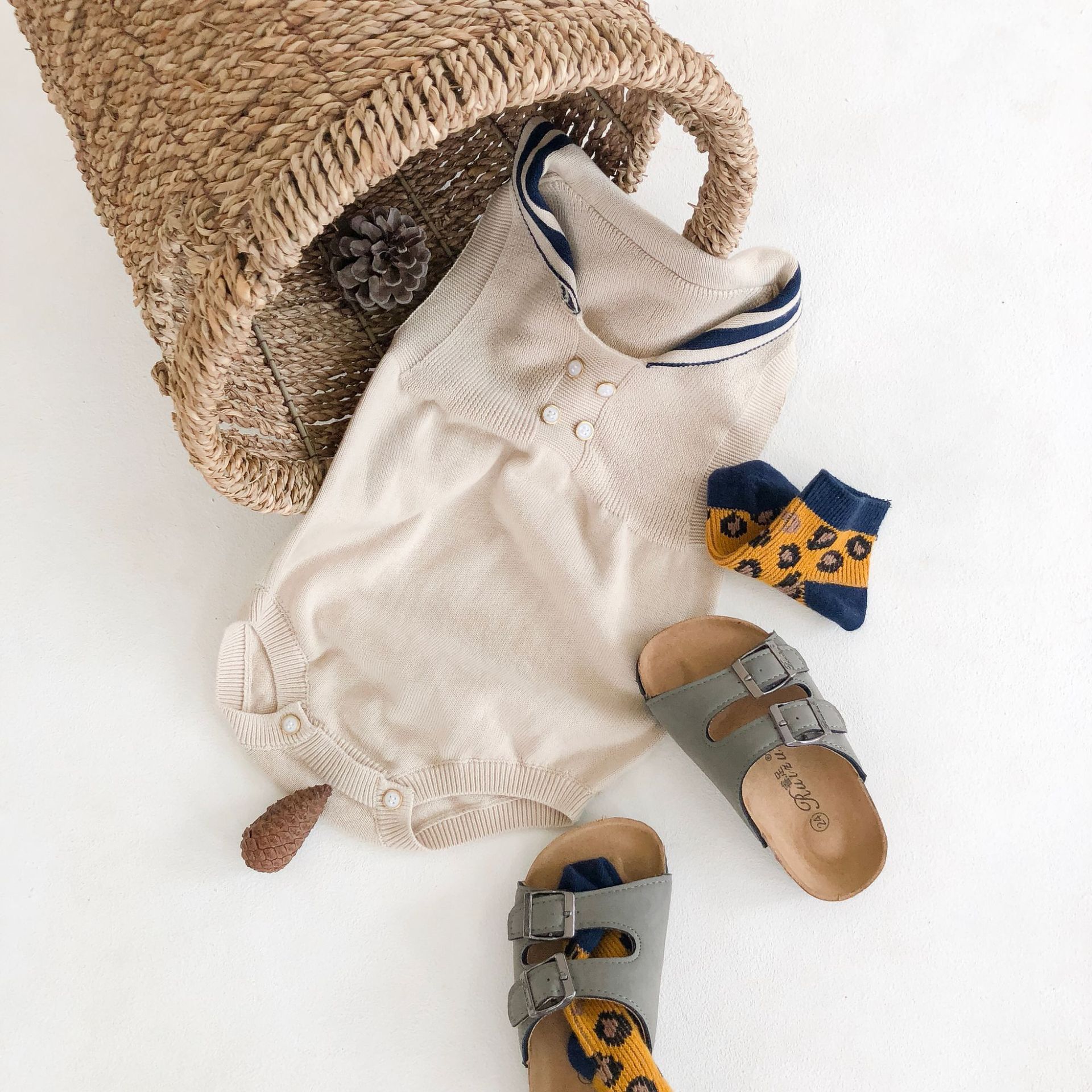 Neugeborenen-Baby-Overall, einfarbig, mit knöpfen, ärmellos, gestrickt, sommerkleidung: S005 aprikosen / 12m