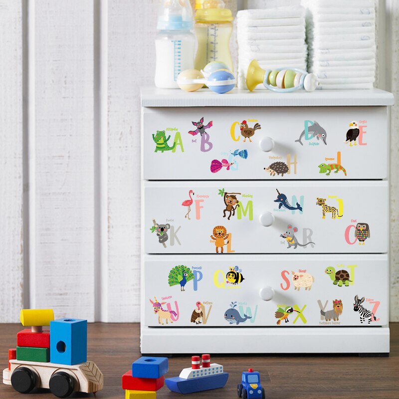 Kleine Diy Cartoon Dieren Naam Tekens Engels Letters Muursticker Voor Nursery Baby Kid 'S Room Decor Verwijderbare Muurstickers